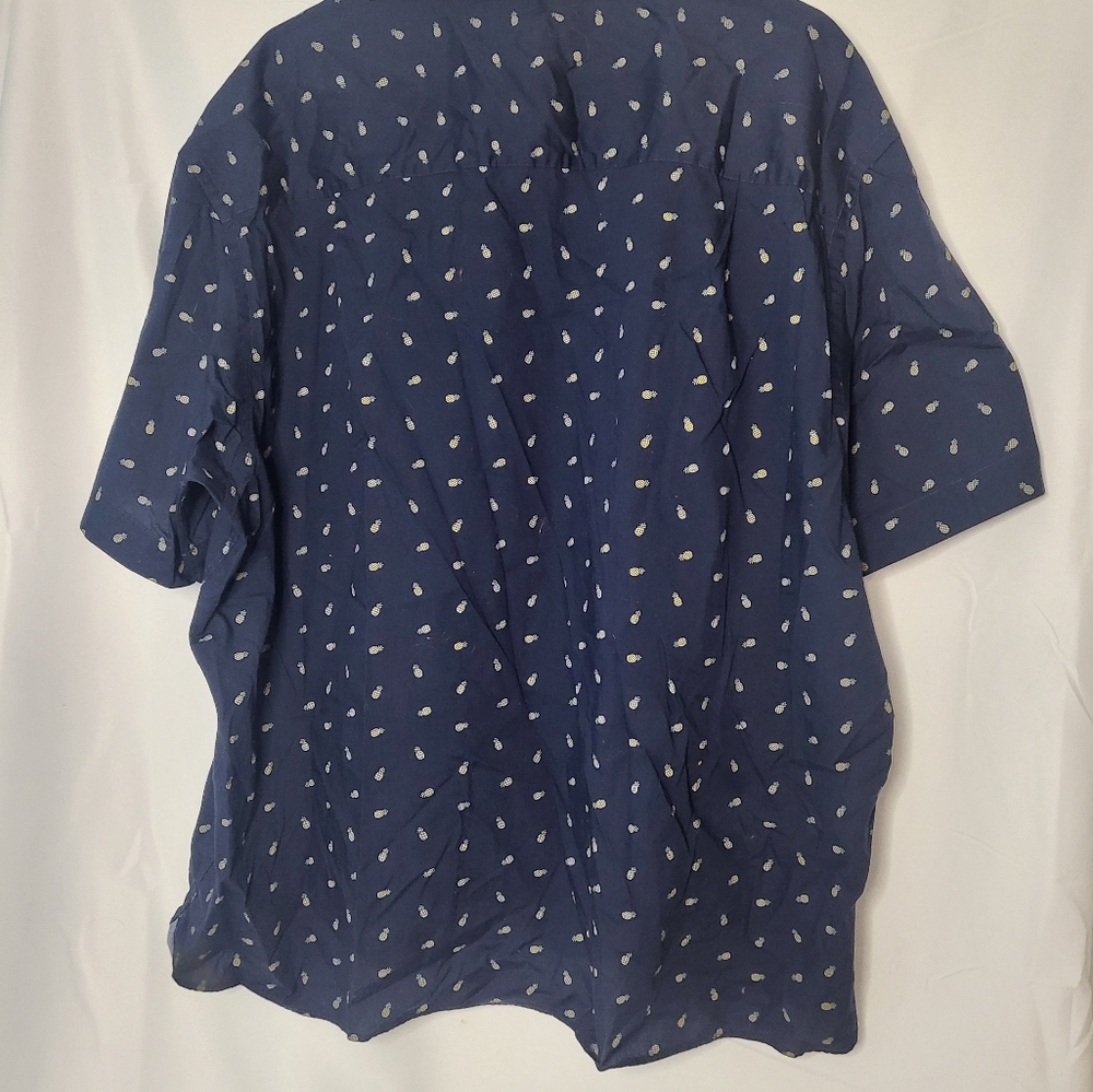 Van Heusen Button Down - image 3